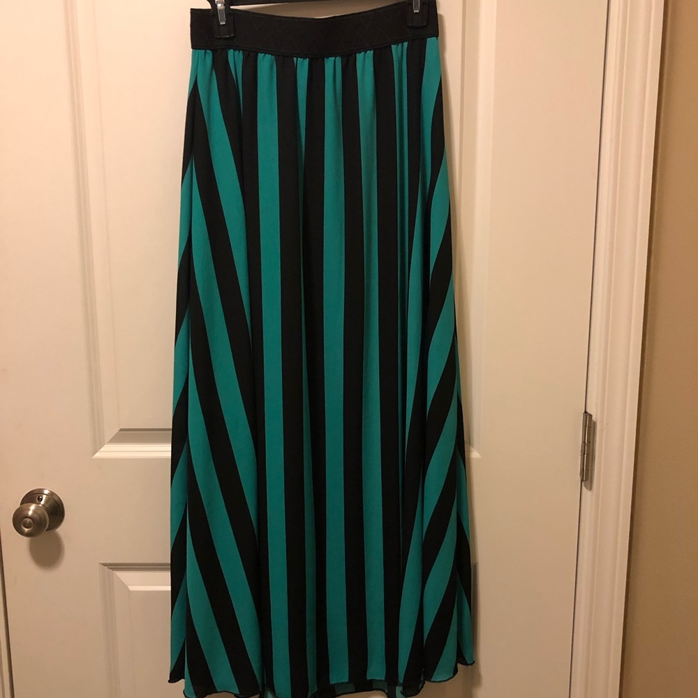 Maxi skirt